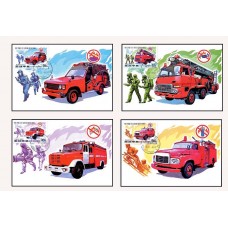 2001. Пожарная машина и пожарные