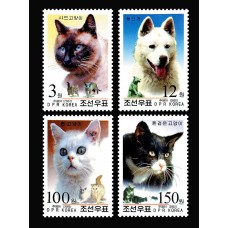 2002.  Собаки и кошки